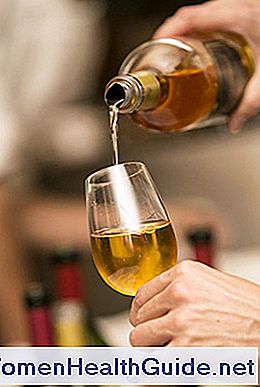 Wie man Wein mit Abendessen zusammenbringt